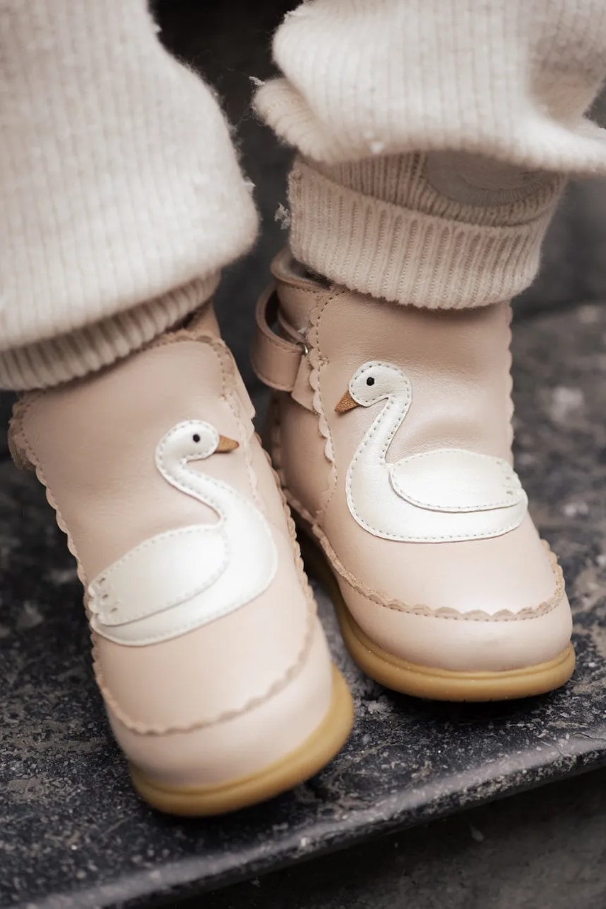 Donsje încălțăminte de iarnă pentru bebeluși din nubuck Sify Shoes Swan 1 Donsje încălțăminte de iarnă pentru bebeluși din nubuck Sify Shoes Swan